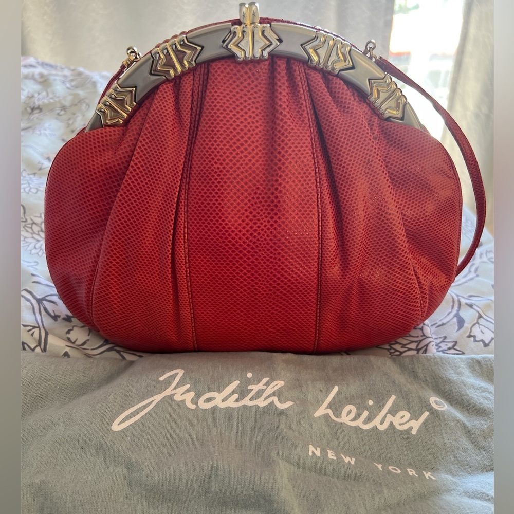 EUC Judith Leiber VTG 80s-90s Karung Snakeskin Shoulder/Clutch Handbag RED